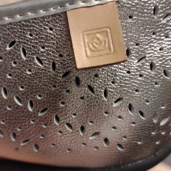 👣SPENCO 👣Silver Bailey Ballet Flat footwear - Picture 7 of 16